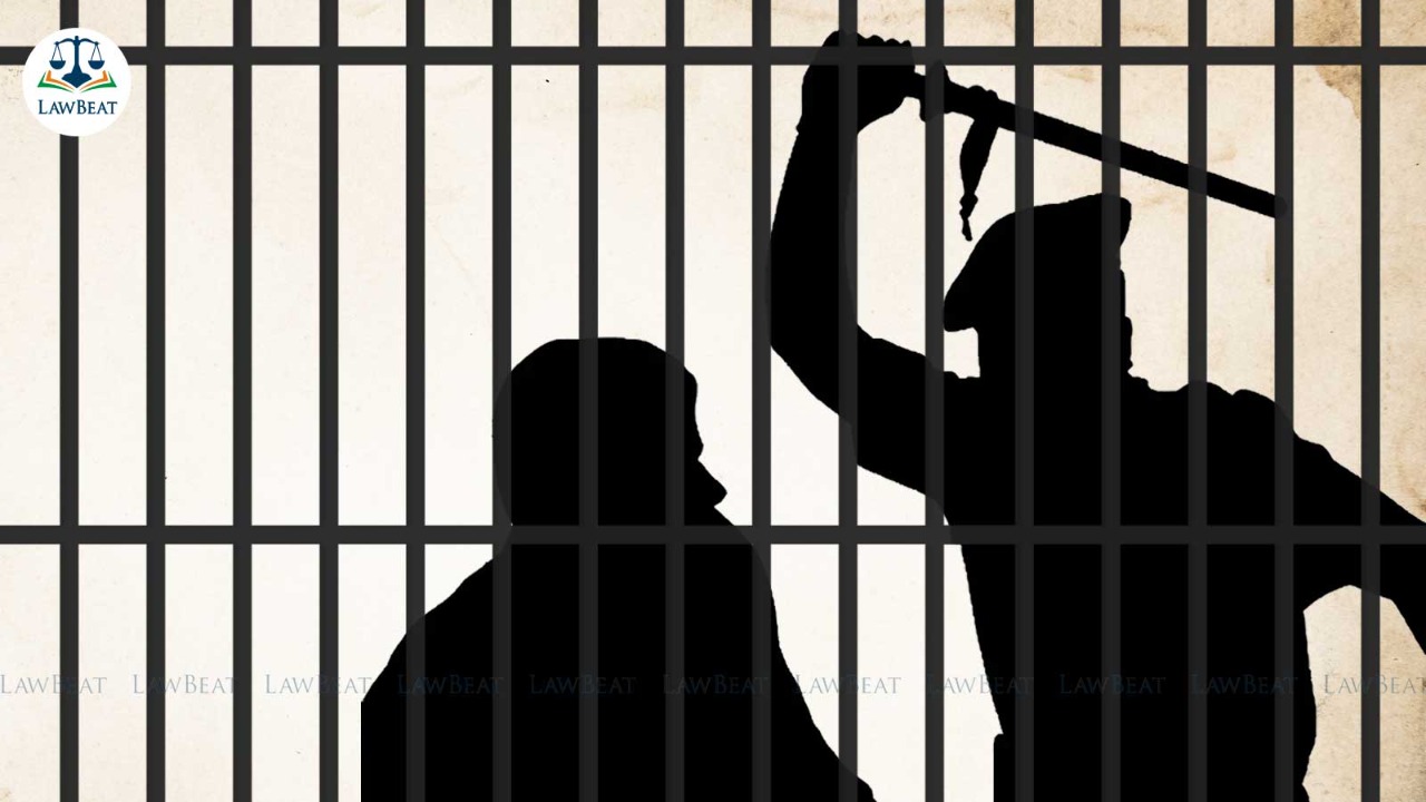 Allahabad HC Orders Probe Into Misconduct of SHO Accused Of Mistreating Women, Assaulting Elderly Man at Police Station Allahabad HC Orders Probe Into Misconduct of SHO Accused Of Mistreating Women, Assaulting Elderly Man at Police Station